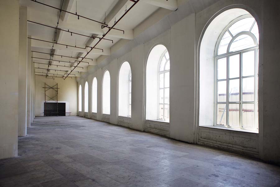 Juan Luna Building restoration by Augusto Villalon: ground floor interior